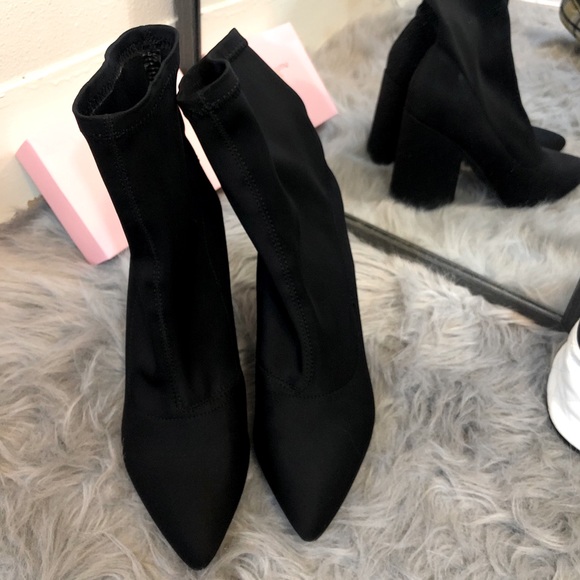 Fashion Nova Sock Block Heel Booties Size 9 - Picture 7 of 11